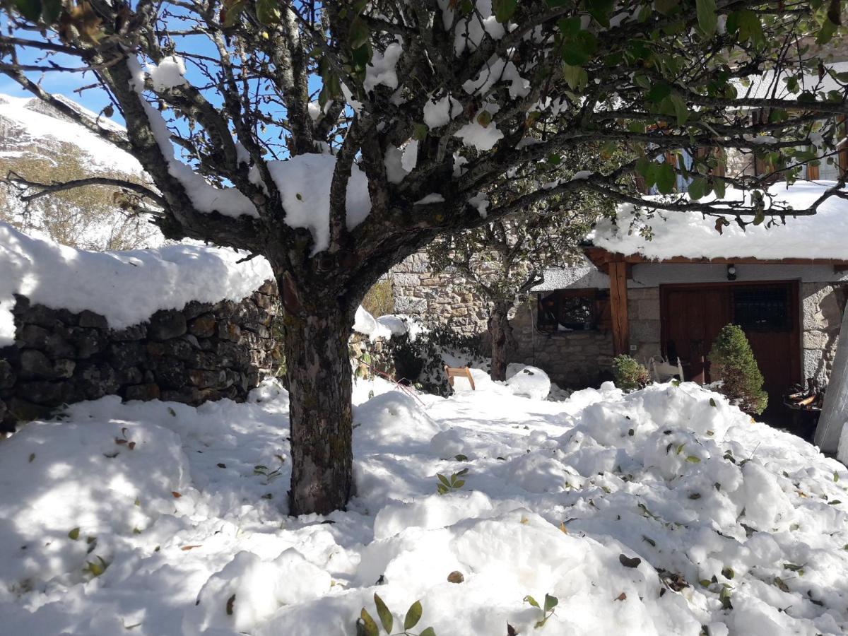Posada El Rincon De Babia La Cueta Екстериор снимка